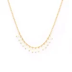 Colar em aço inoxidável com pendentes pérolas