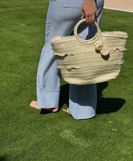 Sacola de compras com pompom